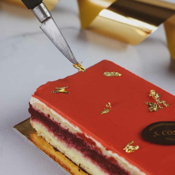 Gâteau opéra gai rouge